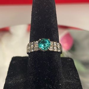 Vintage 14kt White Gold Tourmaline and Diamond ring
